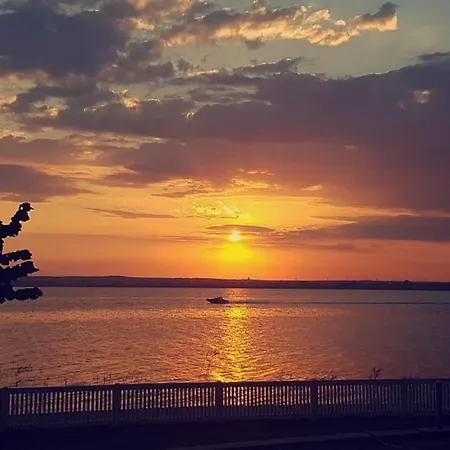 Romantic Отель 3*