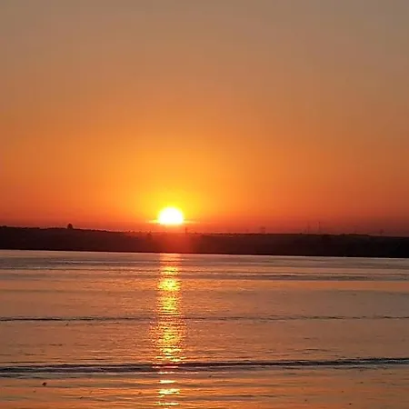 Romantic Mamaia