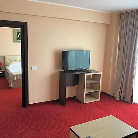 Romantic Hotel